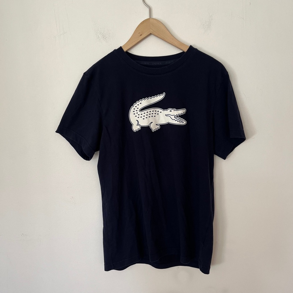 Lacoste Sport Mens Navy Blue Oversized Crocodile Logo Graphic T-Shirt Medium